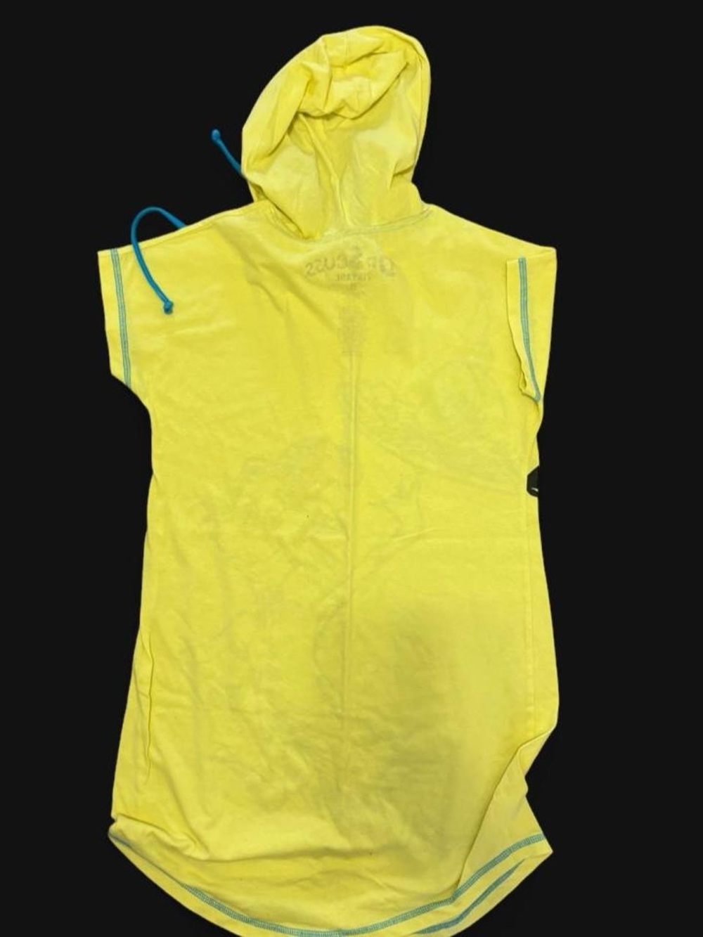 Dr. Seuss yellow graphic hoodie shirt - Picture 4 of 4